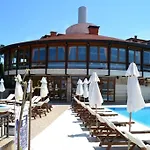Apartamento Lovely In Santa Marina,