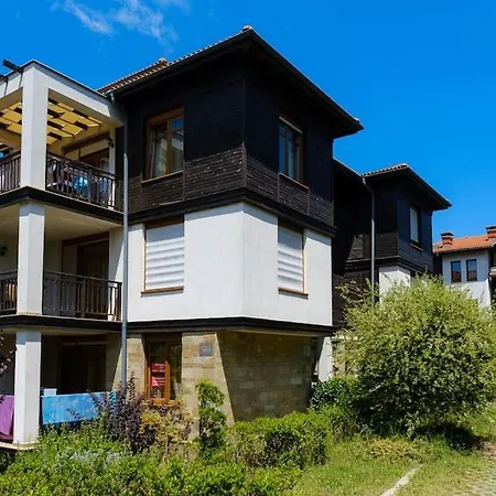 Lovely In Santa Marina, Apartamento